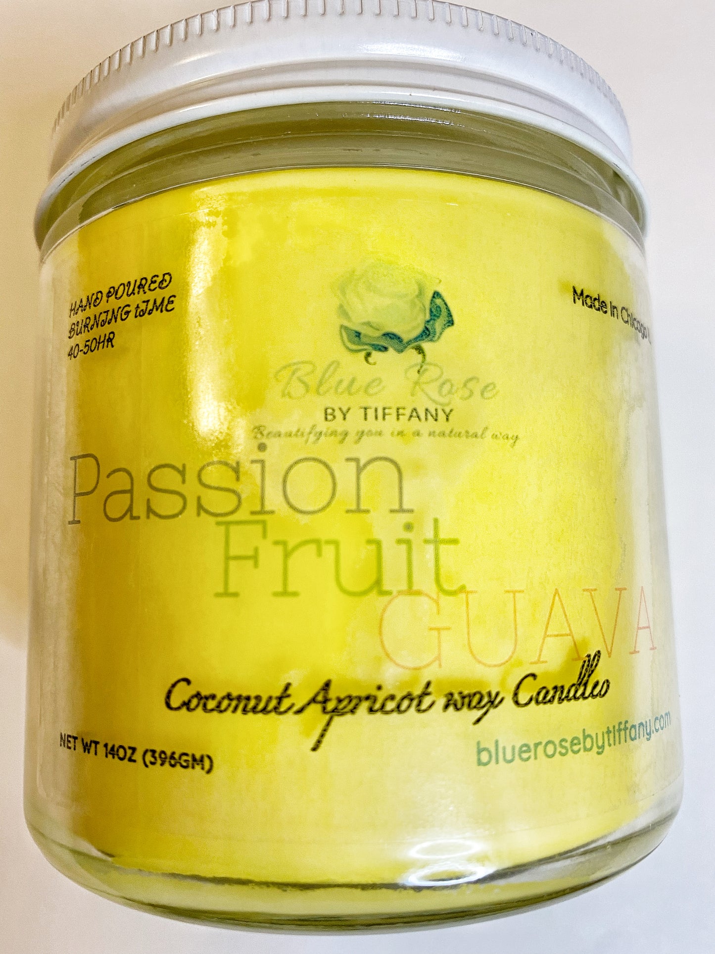 PASSION FRIUT GUAVA SCENTED CANDLE 14 0z